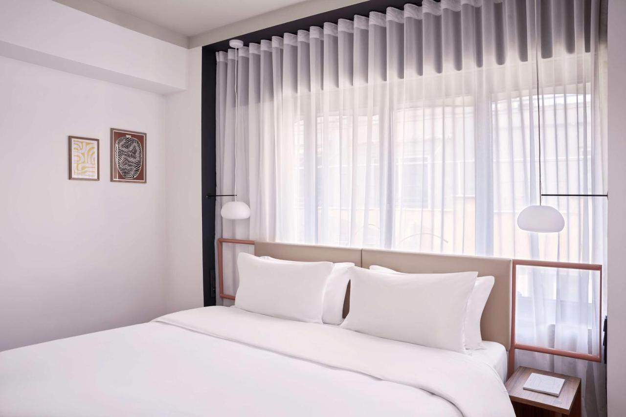The Social Athens Hotel, A Member Of Radisson Individuals Ngoại thất bức ảnh