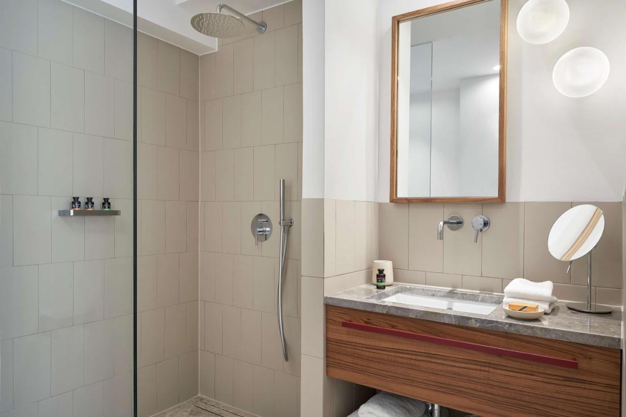 The Social Athens Hotel, A Member Of Radisson Individuals Ngoại thất bức ảnh
